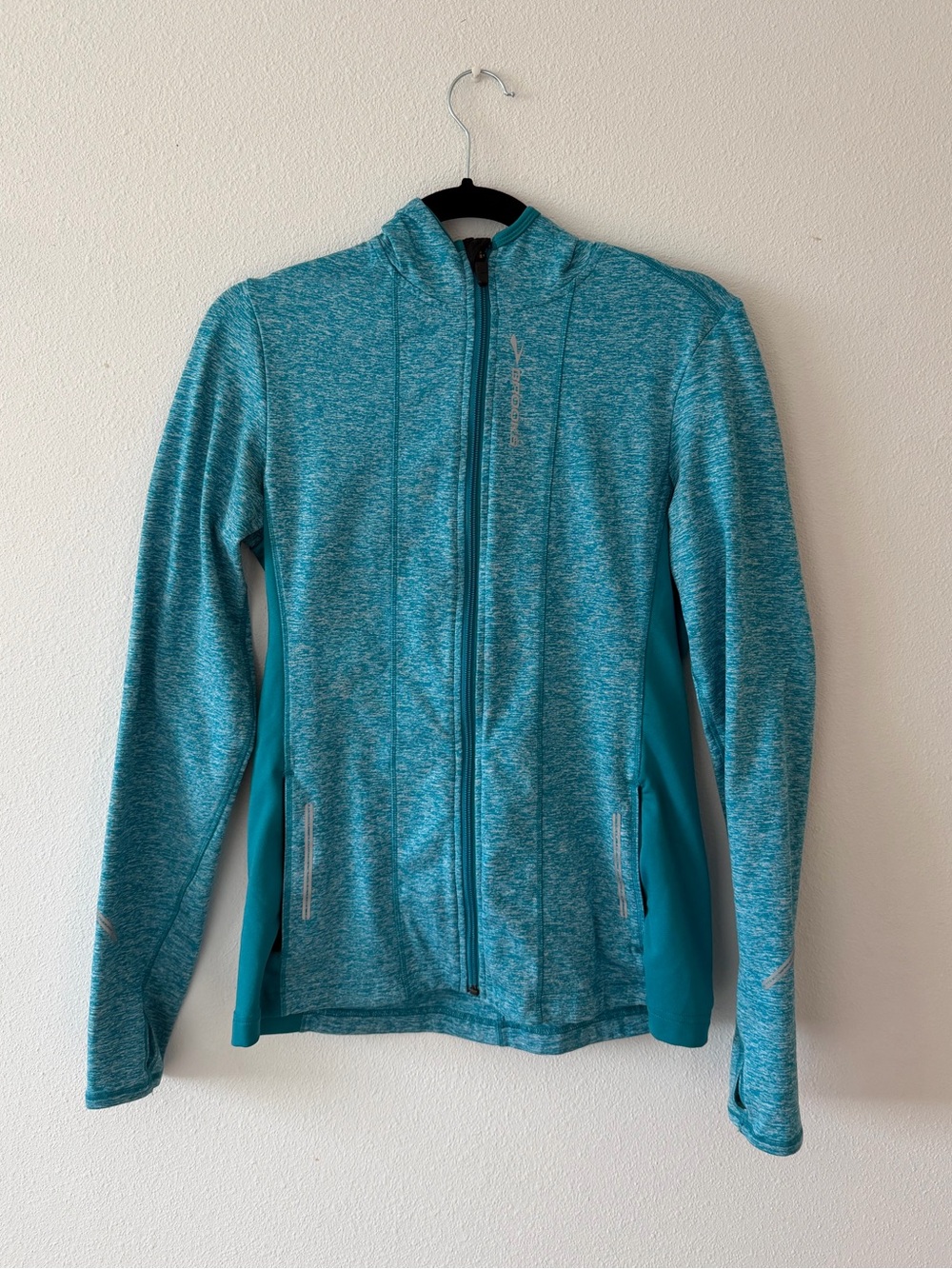 Brooks running jacket women’s medium